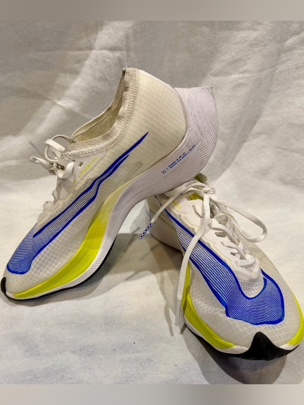 Nike ZoomX Vaporfly NEXT% Running Shoes Women’s Size 6 White Blue Volt